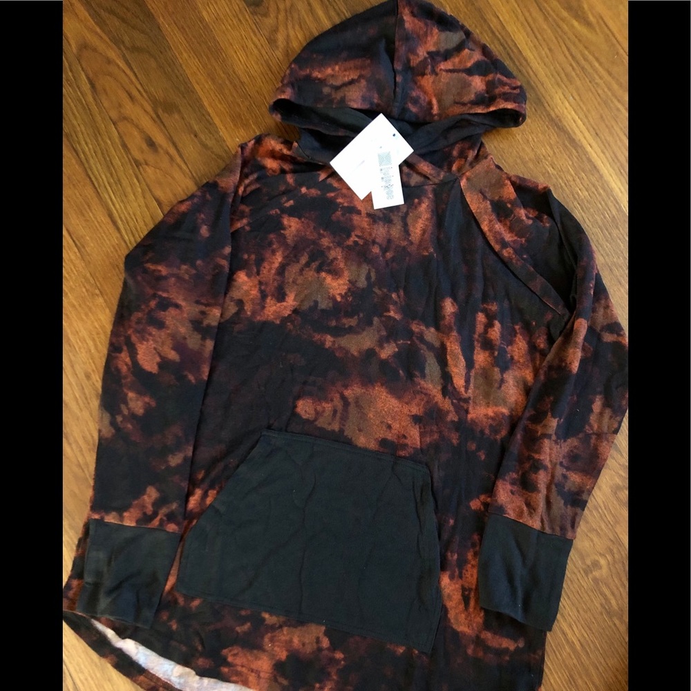 New With Tags LulaRoe Large Amber Hoodie